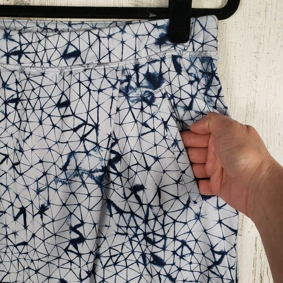 Lululemon Athletica Star Crushed Silver Fox Deep Navy Retreat Yogi Crop Pants 8 - Picture 3 of 15